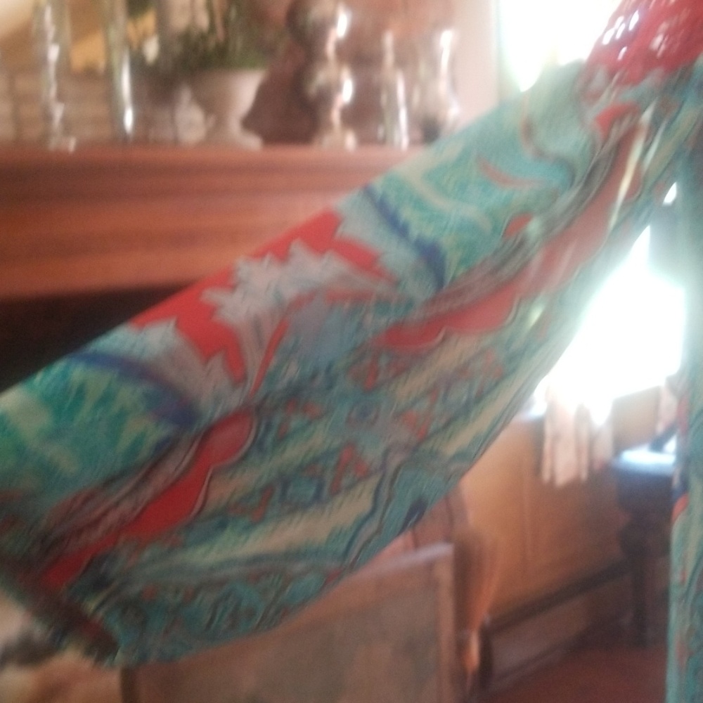 Blouse - Picture 2 of 3